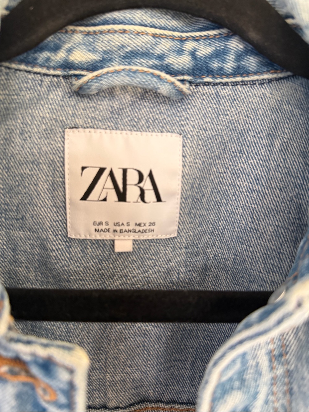 ZARA Light Blue Cropped Distressed Denim Jacket - Picture 2 of 2